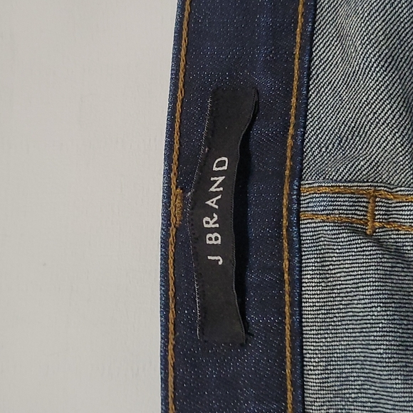 J Brand dark wash mid rise "league" skinny jean size 25 - Picture 6 of 8